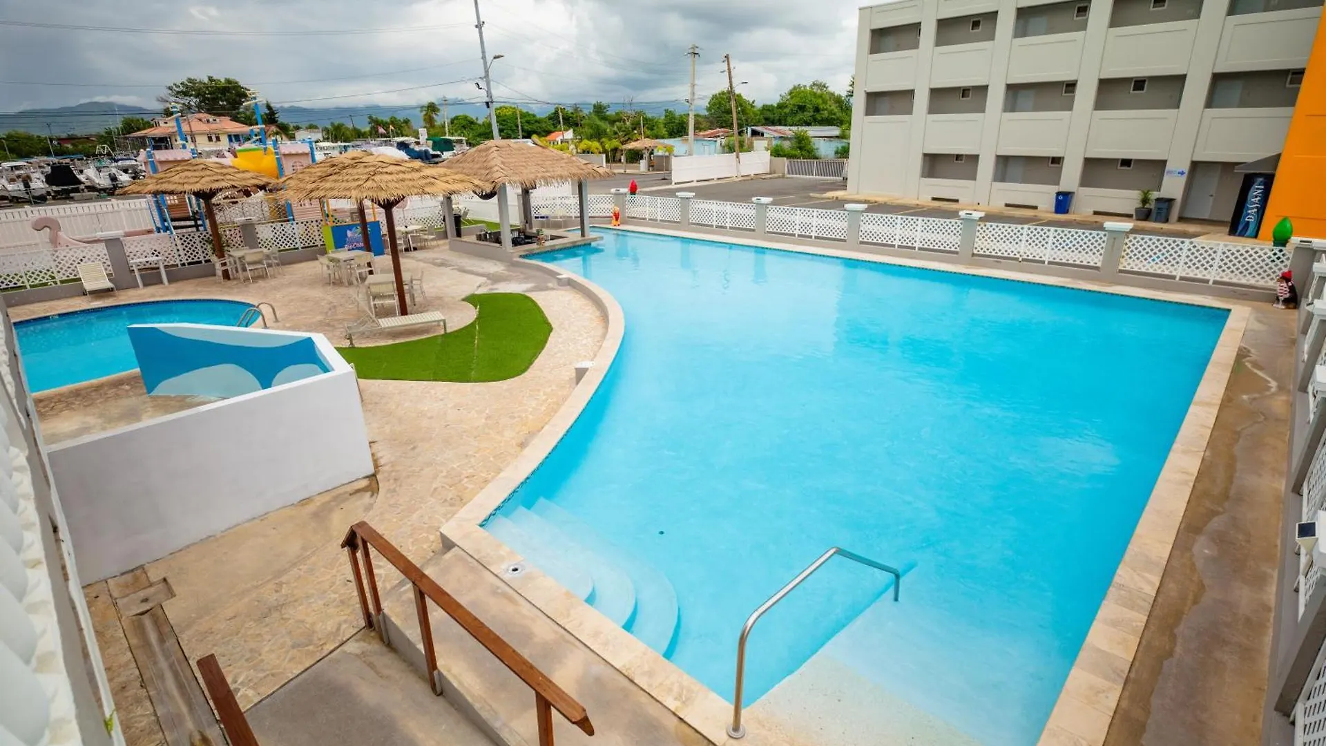***  Hotel Vista Bahia & Marina Salinas Puerto Rico